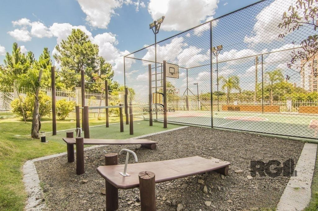 Apartamento no Sarandi de 3 dormitórios e vaga