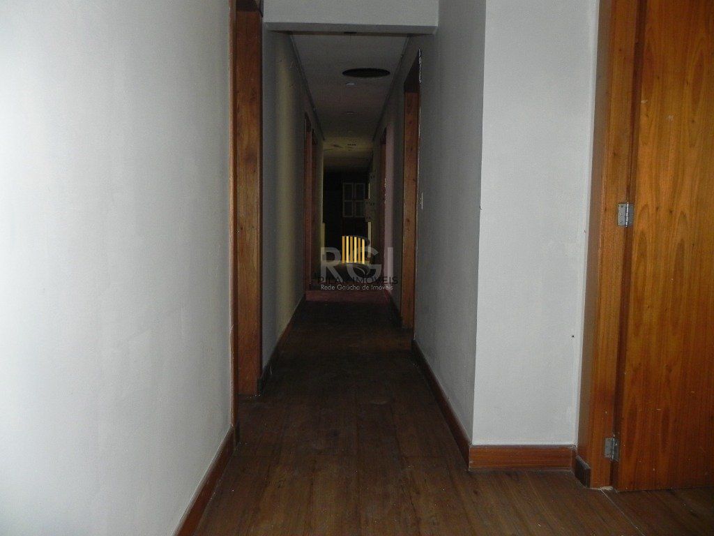 Casa Comercial para Venda - 220m², 0 dormitórios, Menino Deus