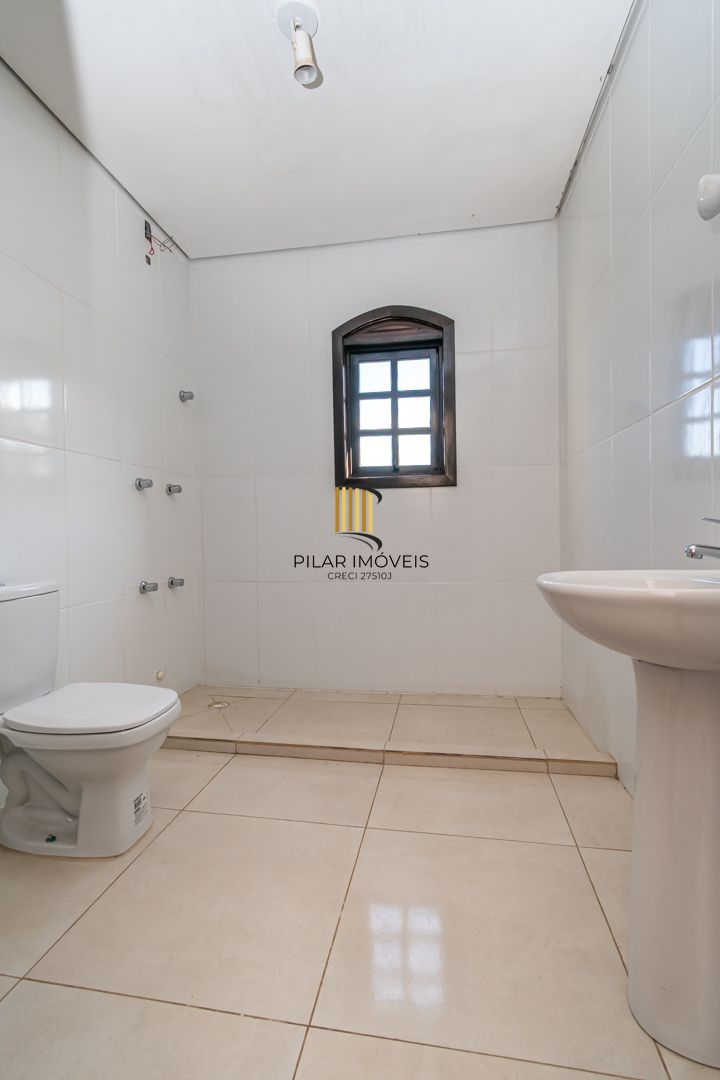 Casa 5 dormitórios no bairro Jardim Sabará