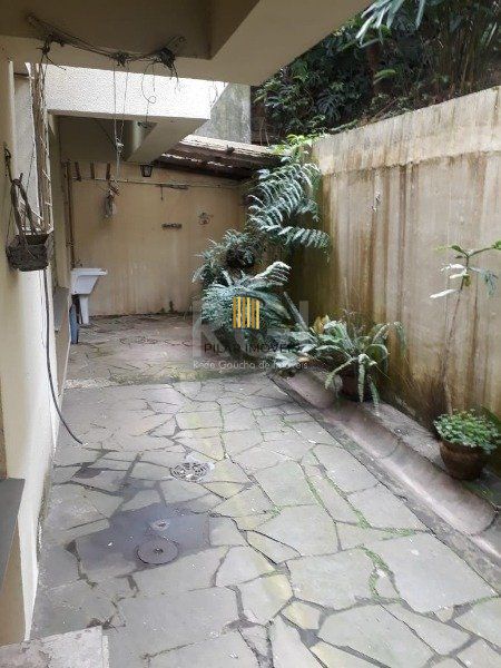 Apartamento térreo de 1 dormitório com pátio