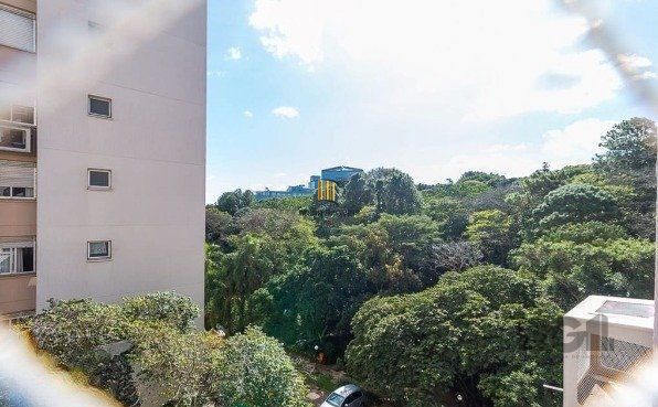Apartamento no Nonoai de 2 dormitórios vaga e infra