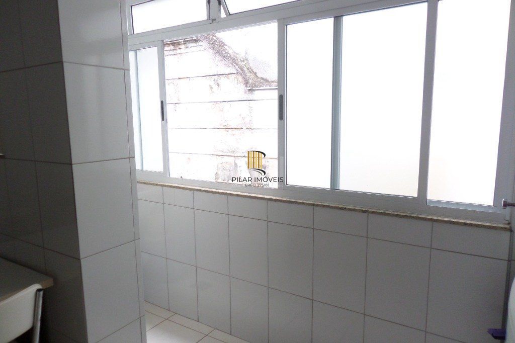 Apartamento 3 dormitórios Menino Deus Desocupado