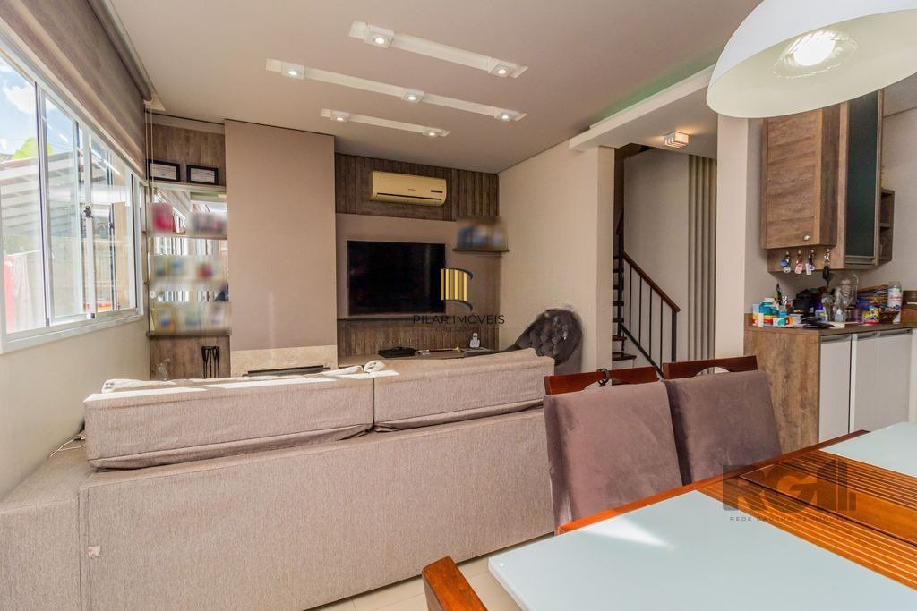 Casa 3 dormitórios no bairro Sarandi