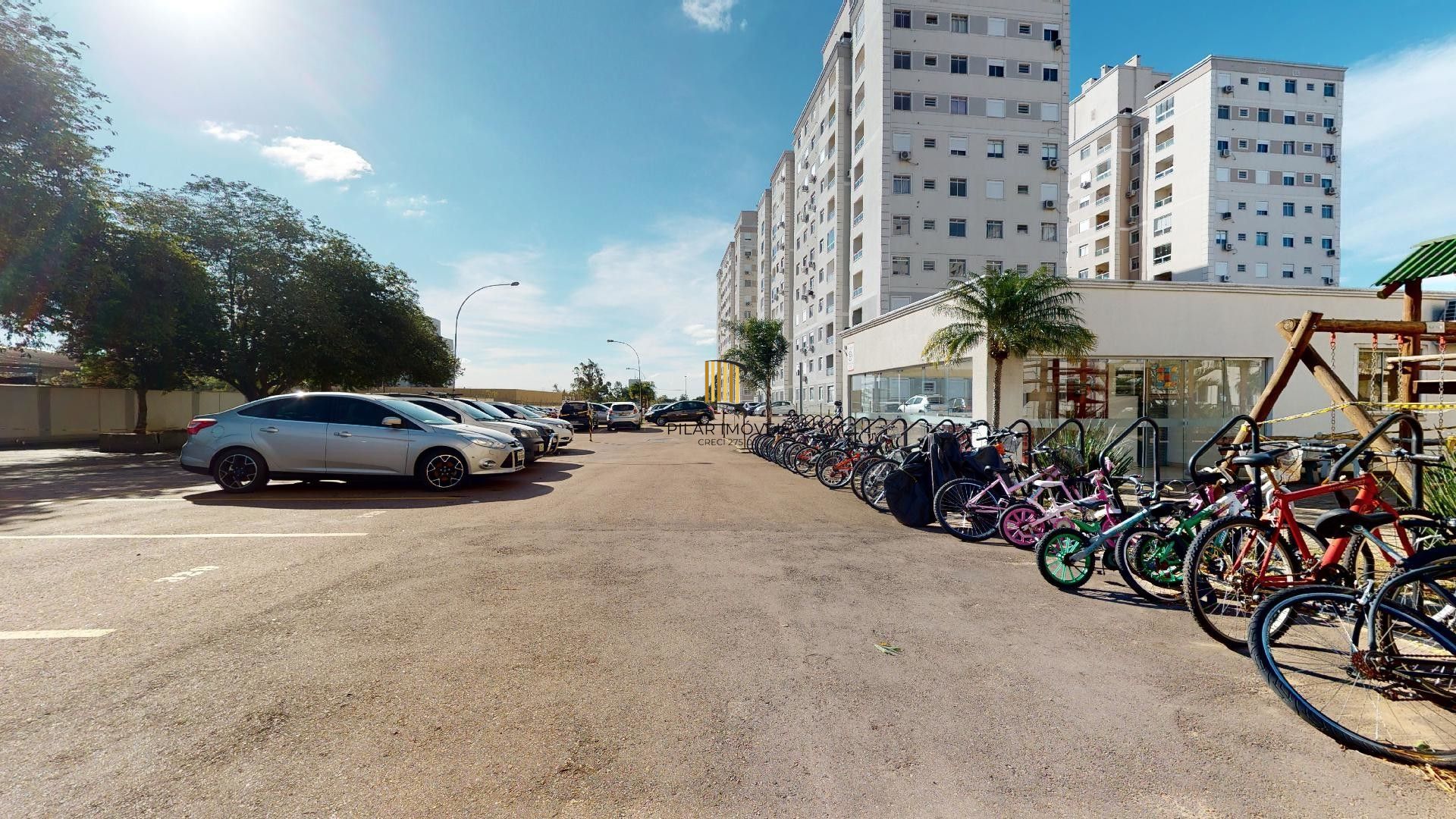 Apartamento no Porto Cruzeiro de 2 dormitórios vaga e infra DESOCUPADO