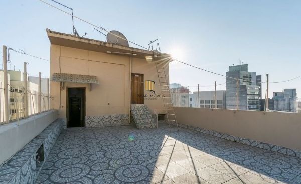 Apartamento no Centro de 1 dormitório desocupado