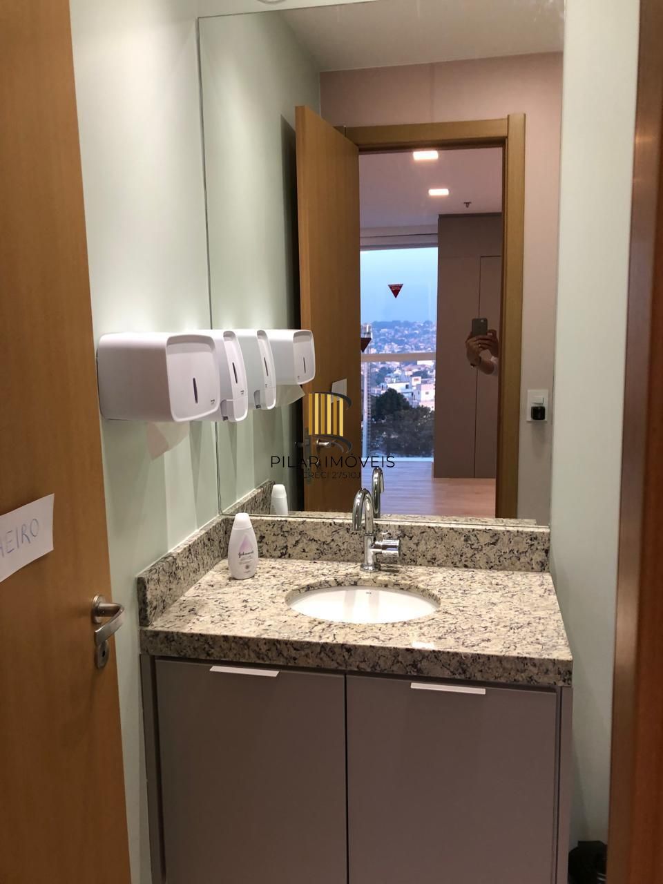 Sala Comercial 1 dormitório no bairro Petrópolis