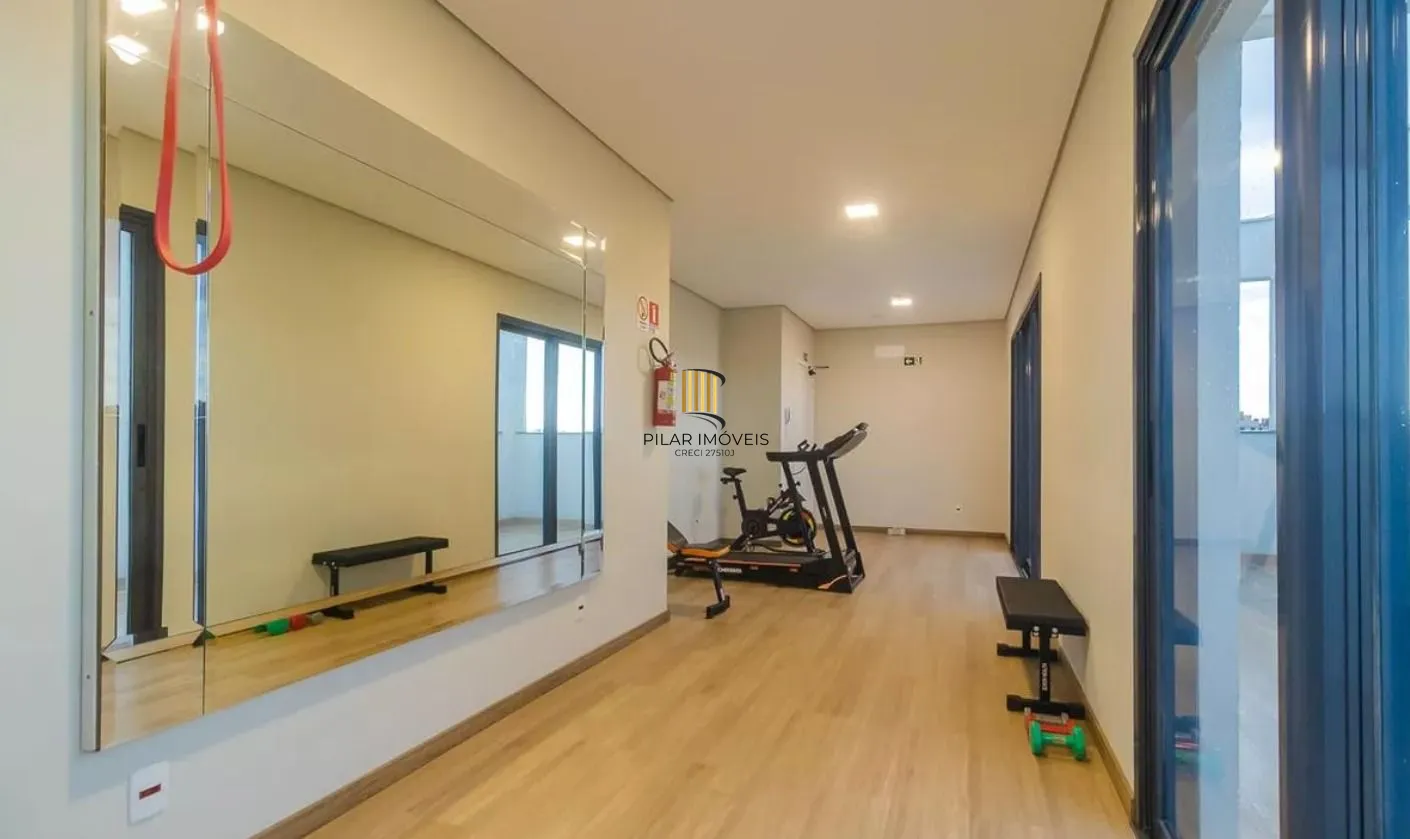 Apartamento no bairro Cristal de 2 dormitórios e vaga MOBILIADO
