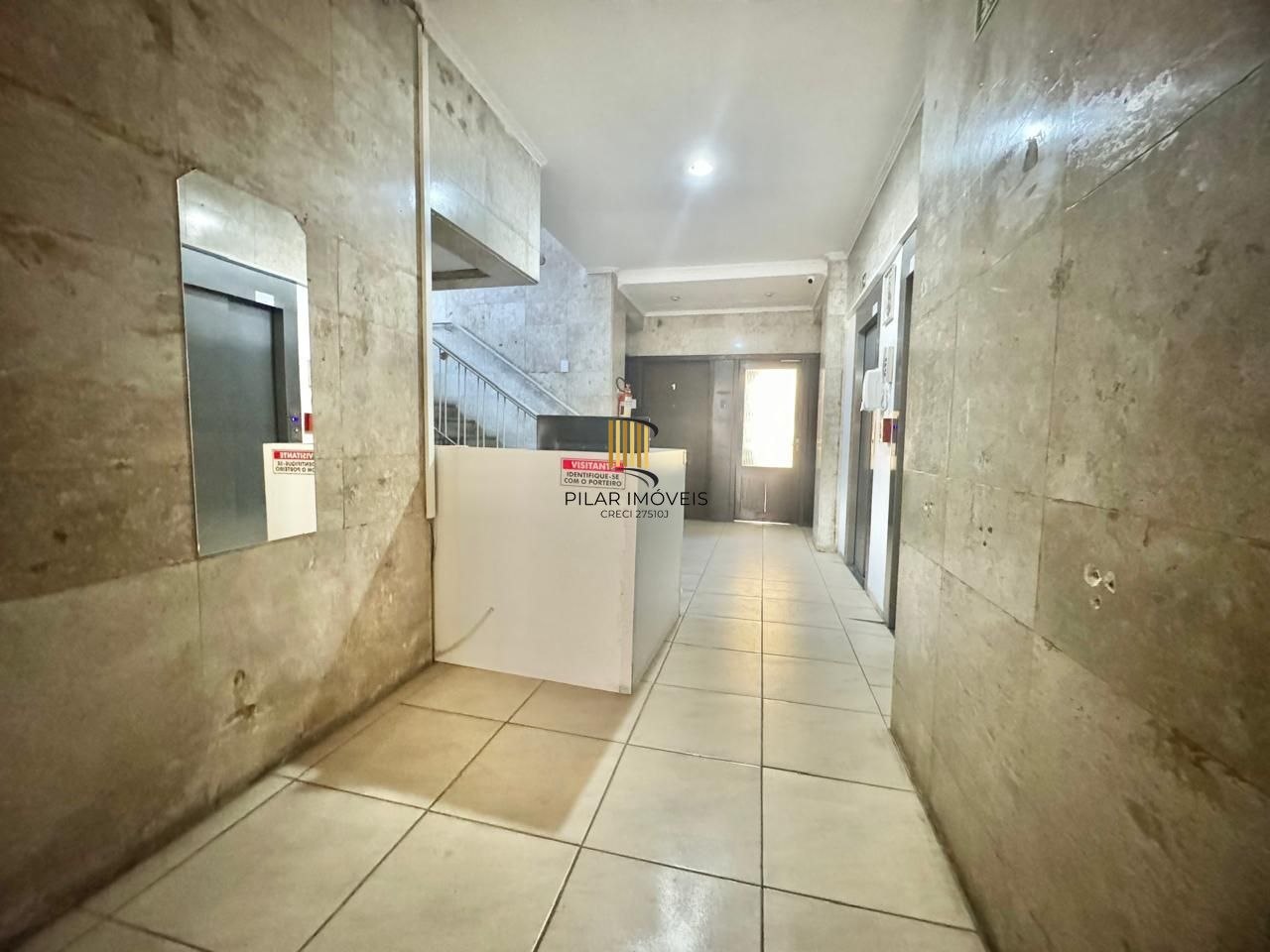 Apartamento no Centro de 3 dormitórios DESOCUPADO