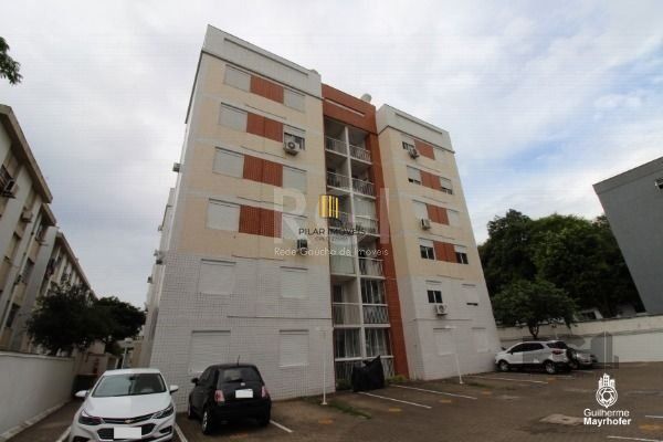 Apartamento no bairro Cristal de 2 dormitórios infra e vaga