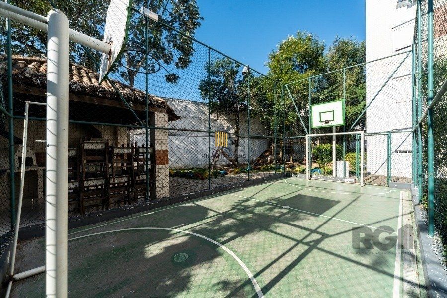 Apartamento no bairro Cristal de 2 dormitórios infra e vaga