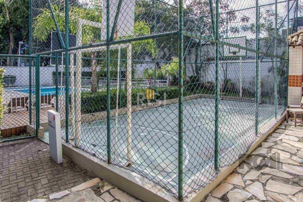 Apartamento no bairro Cristal de 2 dormitórios infra e vaga