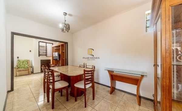 Prédio Comercial no Passo D'areia com 6 dormitórios e 5 vagas