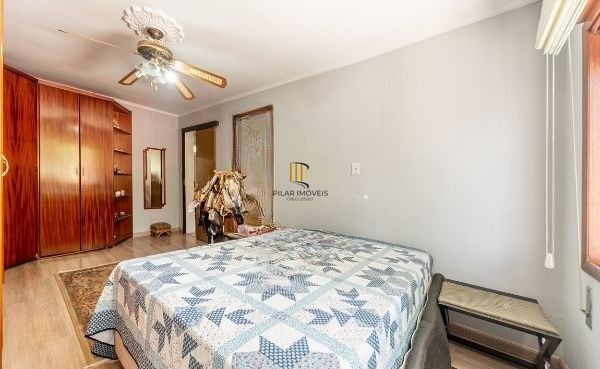 Prédio Comercial no Passo D'areia com 6 dormitórios e 5 vagas