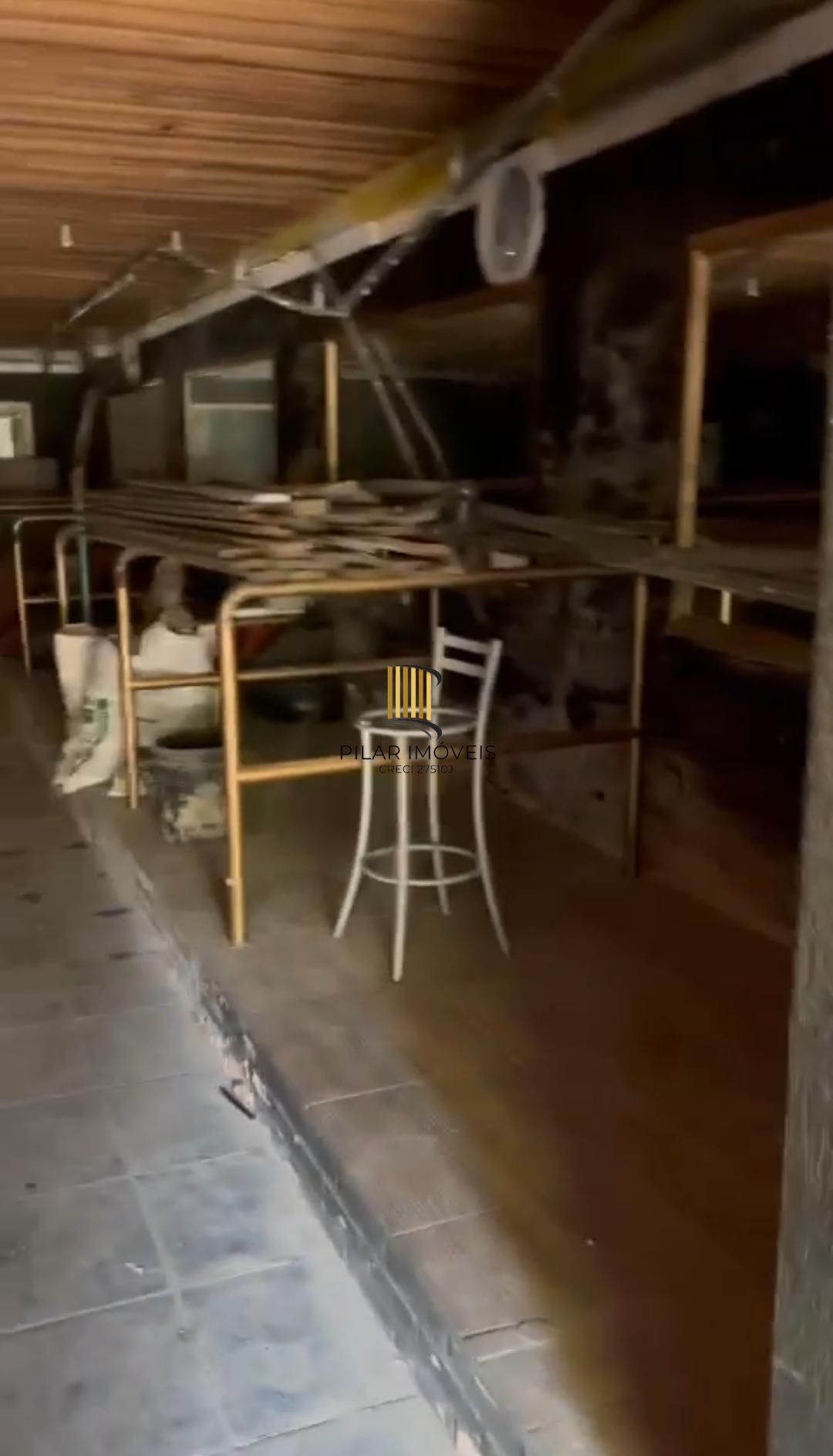 Prédio Comercial 2 dormitórios no bairro Santana