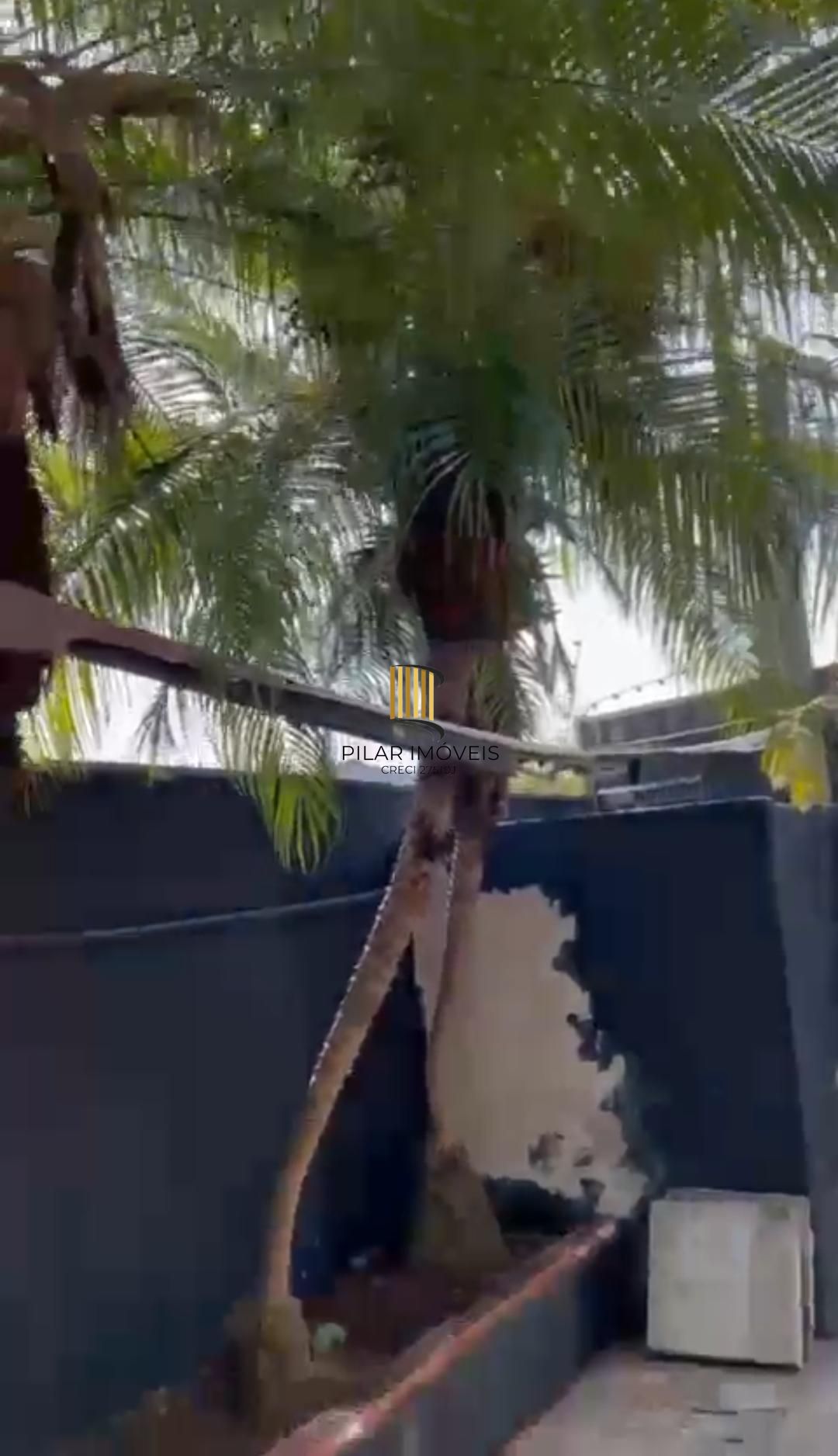 Prédio Comercial 2 dormitórios no bairro Santana