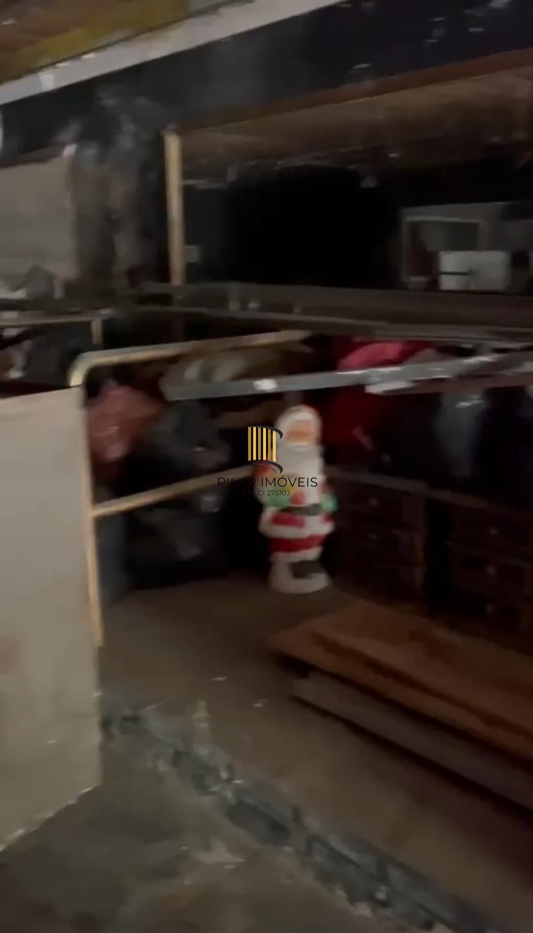 Prédio Comercial 2 dormitórios no bairro Santana