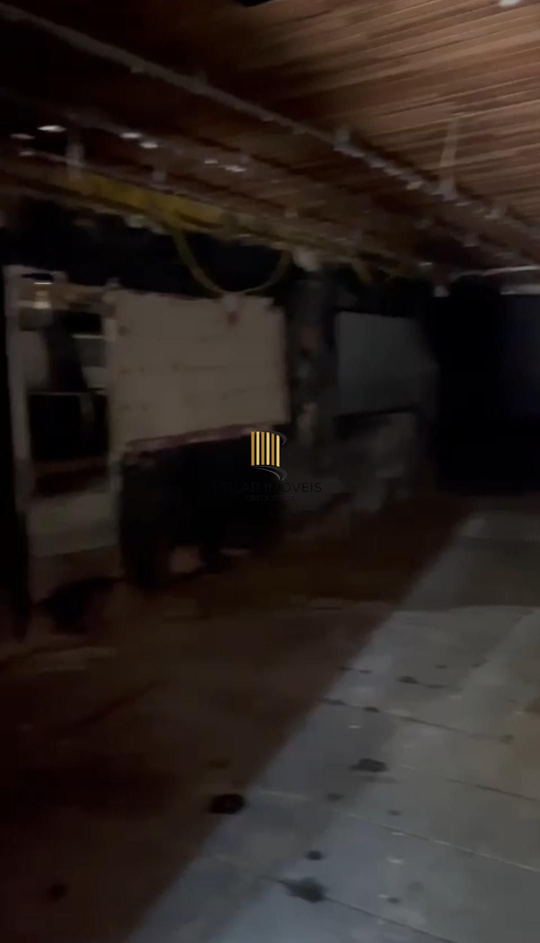 Prédio Comercial 2 dormitórios no bairro Santana