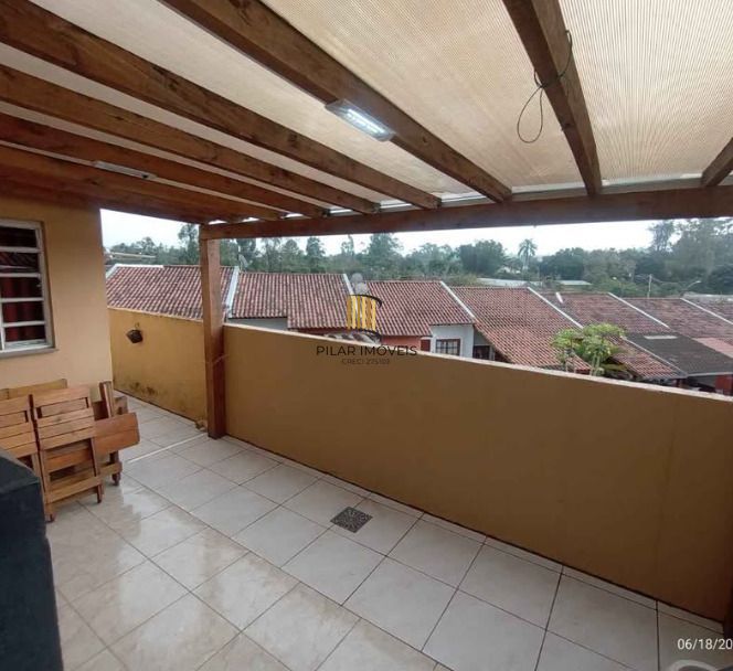 Casa 3 dormitórios no bairro Olaria