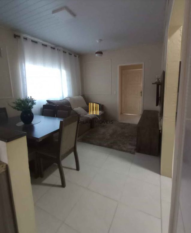 Casa 3 dormitórios no bairro Olaria