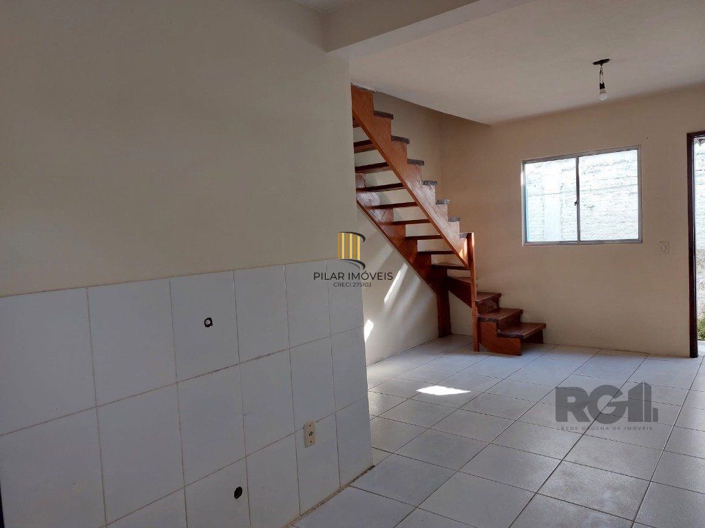 Casa em condominio no Partenon de 2 dormitórios e vaga DESOCUPADA