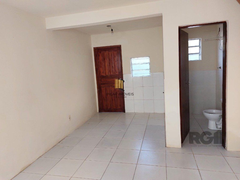 Casa em condominio no Partenon de 2 dormitórios e vaga DESOCUPADA