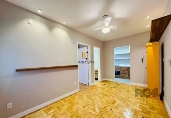 Apartamento no Partenon de 1 dormitório e vaga DESOCUPADO