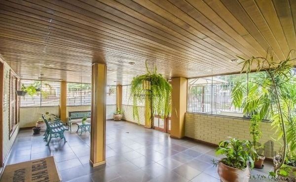 Apartamento no Partenon de 1 dormitório e vaga DESOCUPADO