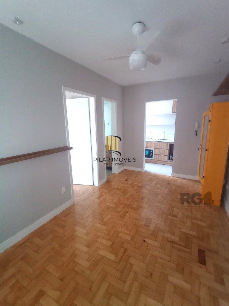 Apartamento no Partenon de 1 dormitório e vaga DESOCUPADO