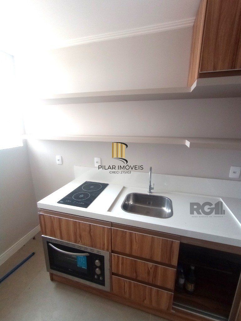 Apartamento no Partenon de 1 dormitório e vaga DESOCUPADO