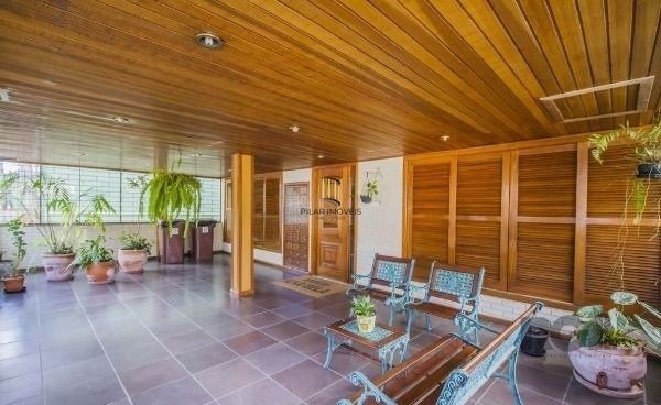 Apartamento no Partenon de 1 dormitório e vaga DESOCUPADO