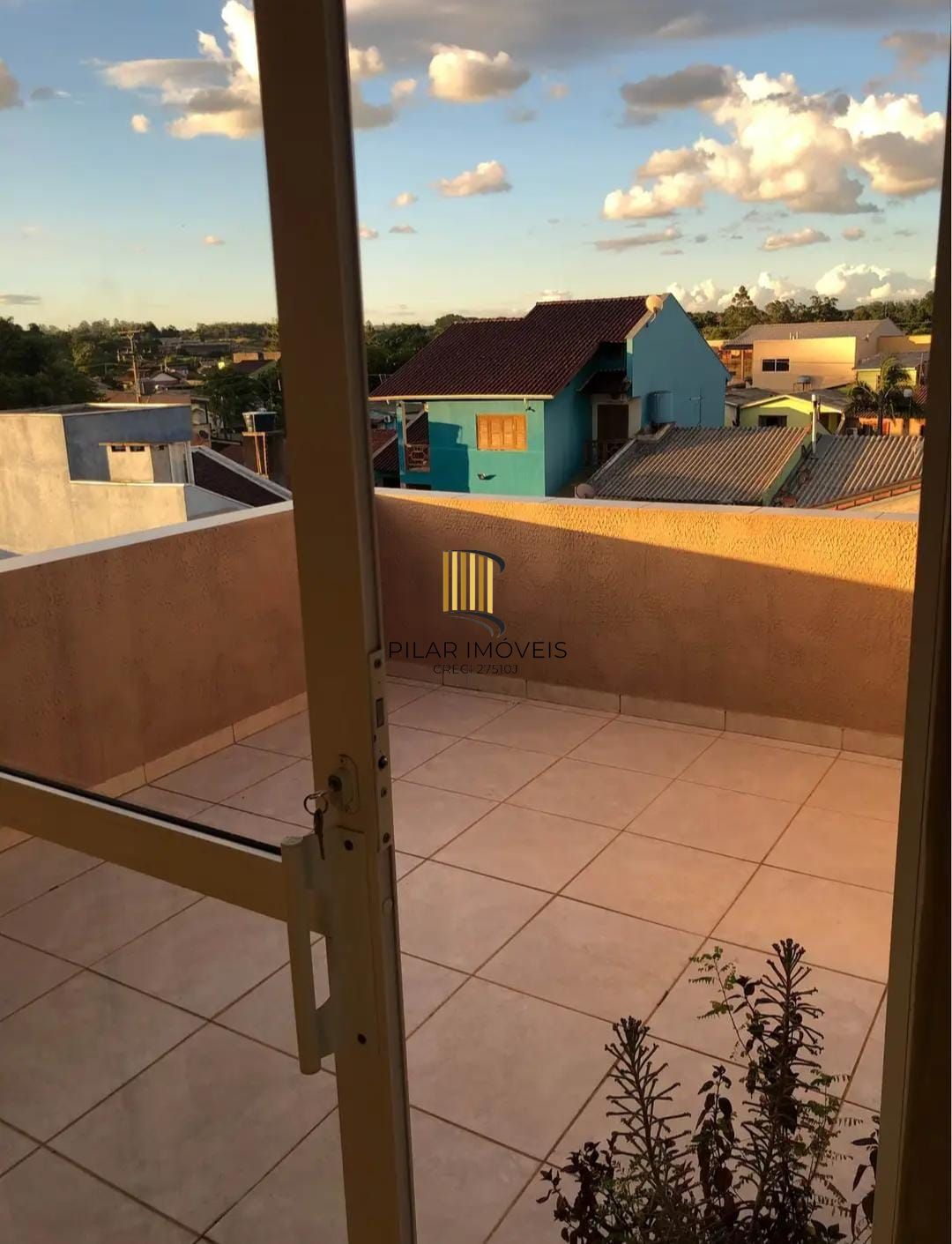 Casa 3 dormitórios no bairro Parque dos Eucalíptos