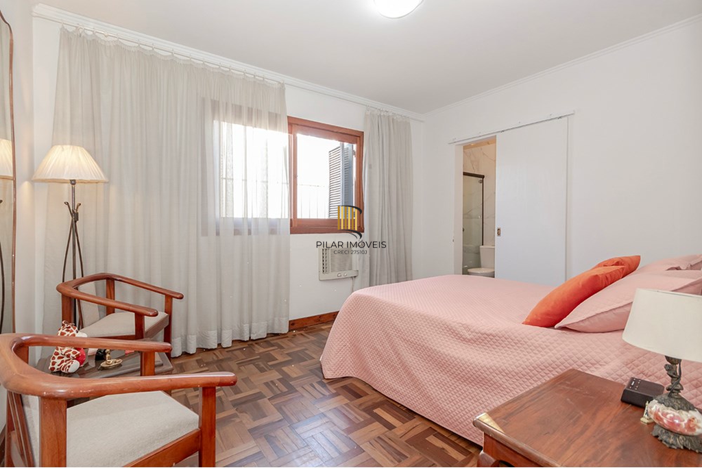 Casa 3 dormitórios no bairro Jardim do Salso