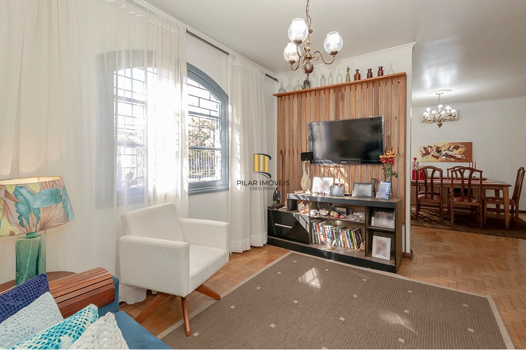 Casa 3 dormitórios no bairro Jardim do Salso