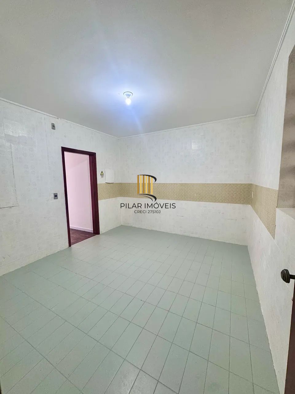 Casa 3 dormitórios no bairro Jardim Lindóia