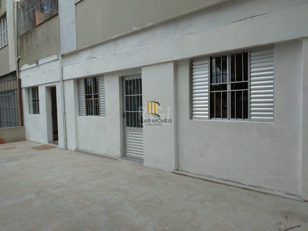 Apartamento de 4 dormitórios, sendo 2 suites, no bairro Petrópolis