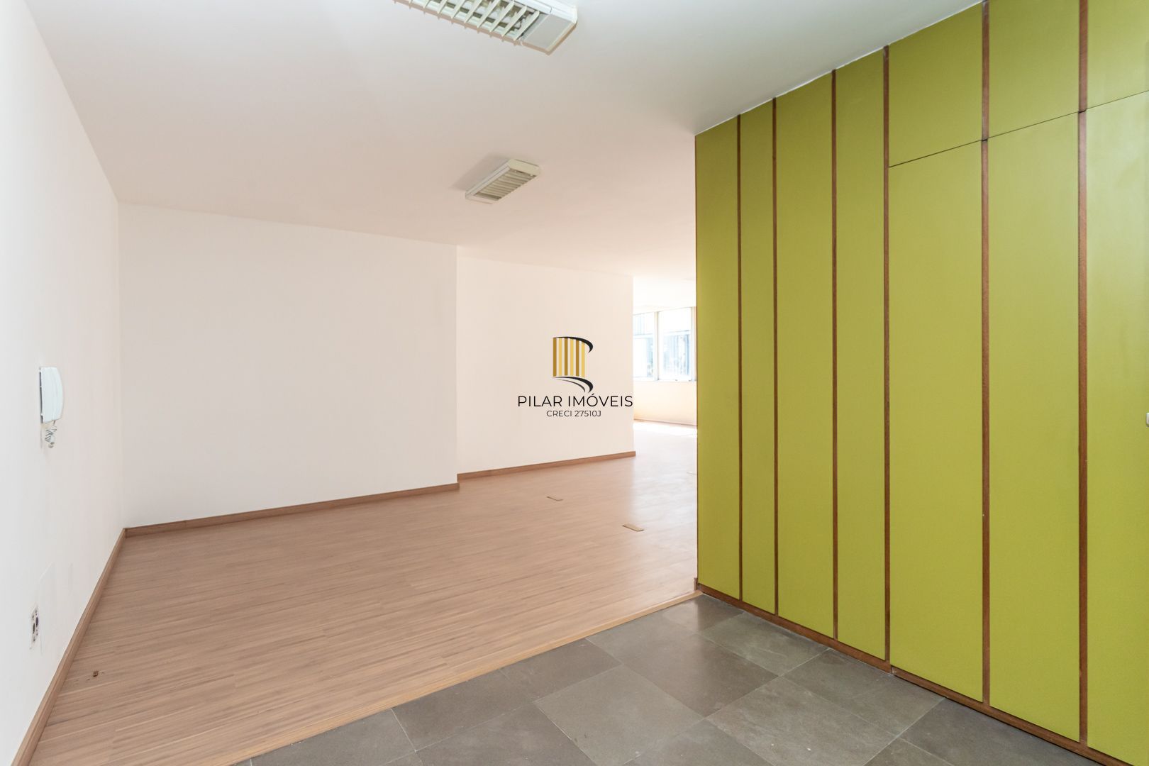 Sala Comercial 1 dormitório no bairro Centro Histórico