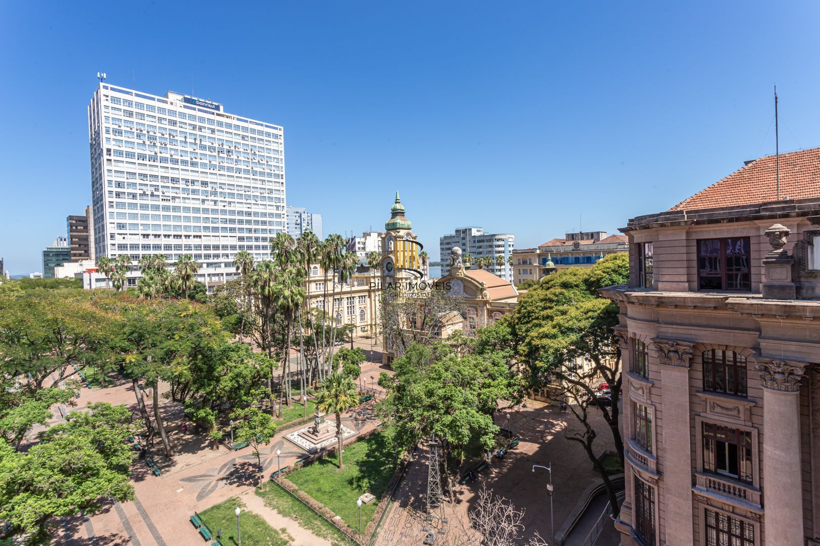 Sala Comercial 1 dormitório no bairro Centro Histórico
