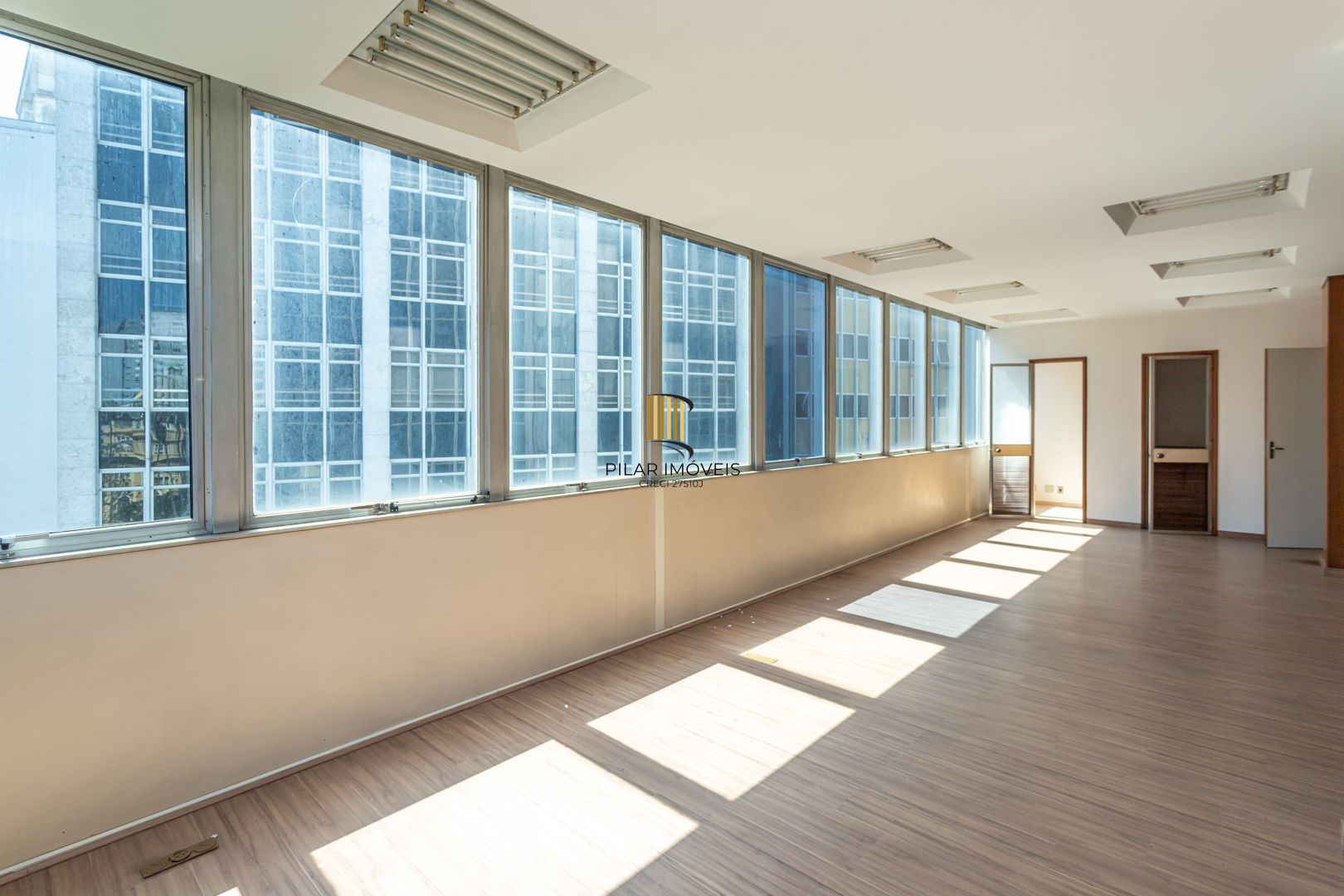 Sala Comercial 1 dormitório no bairro Centro Histórico