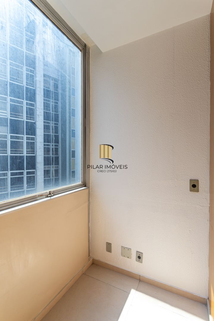 Sala Comercial 1 dormitório no bairro Centro Histórico