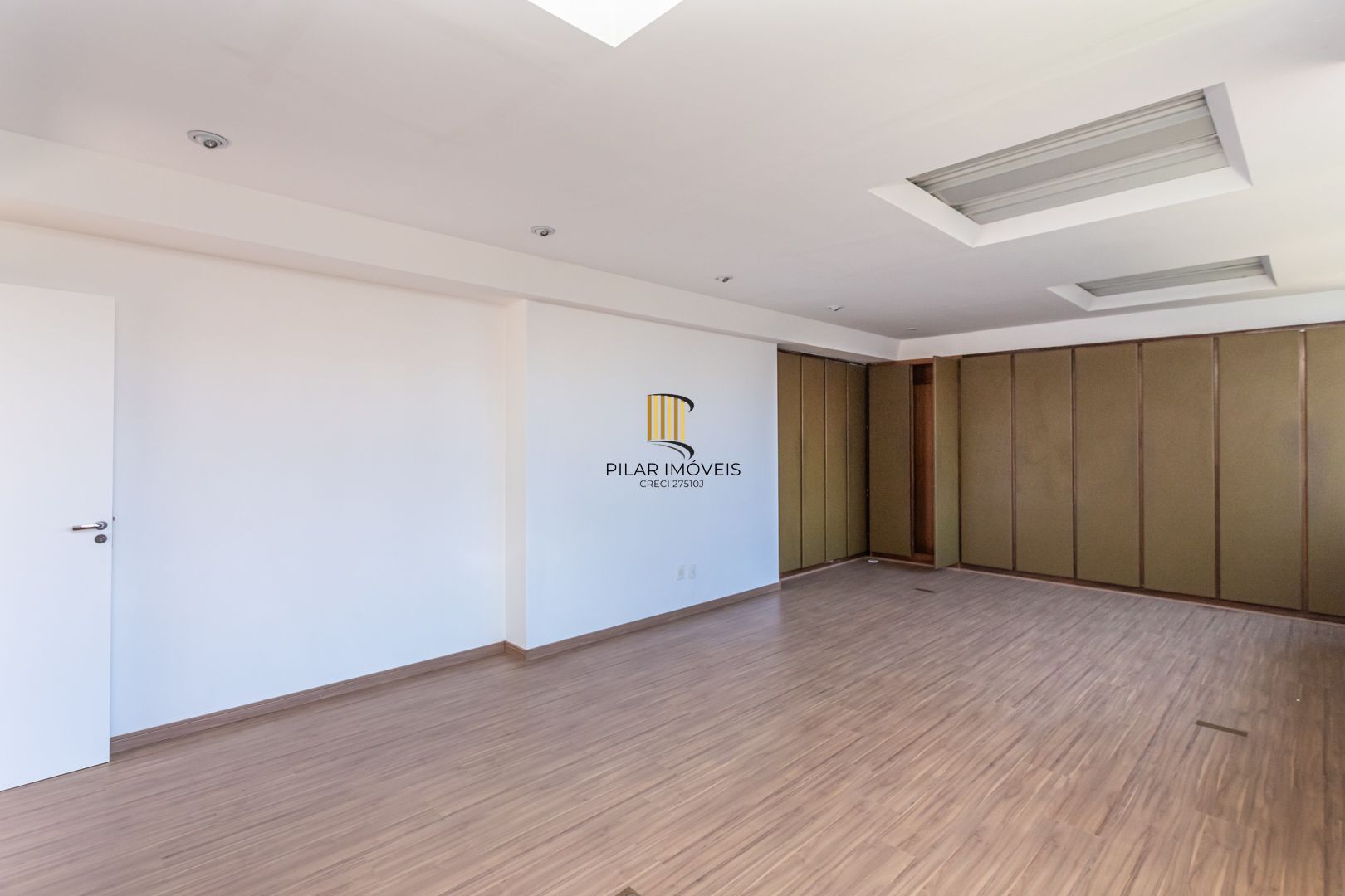 Sala Comercial 1 dormitório no bairro Centro Histórico