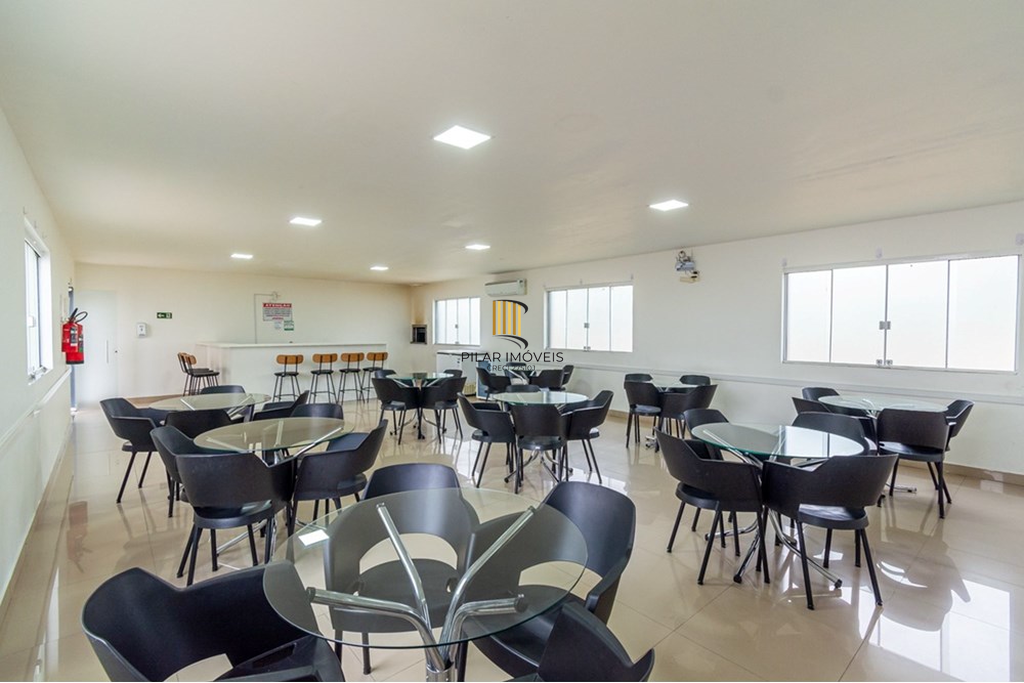 Apartamento de 2 dormitórios e vaga no bairro São José em Canoas