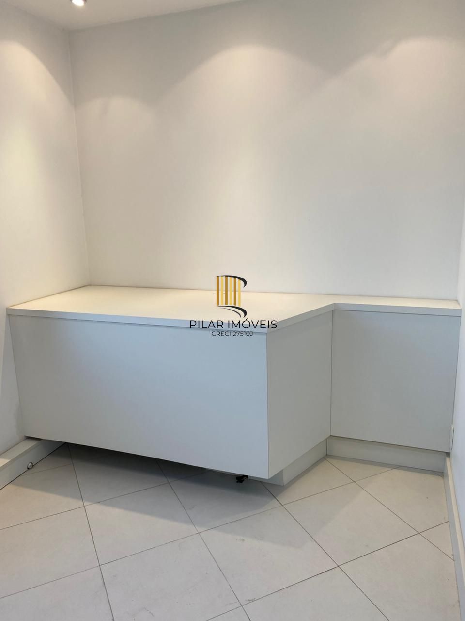 Sala Comercial 4 dormitórios no bairro Menino Deus