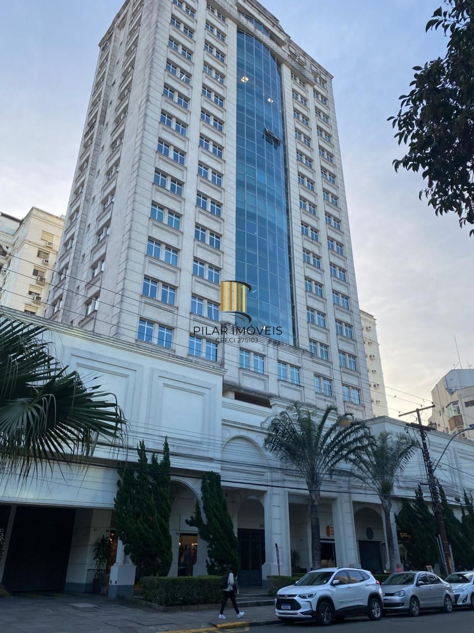 Sala Comercial 4 dormitórios no bairro Menino Deus