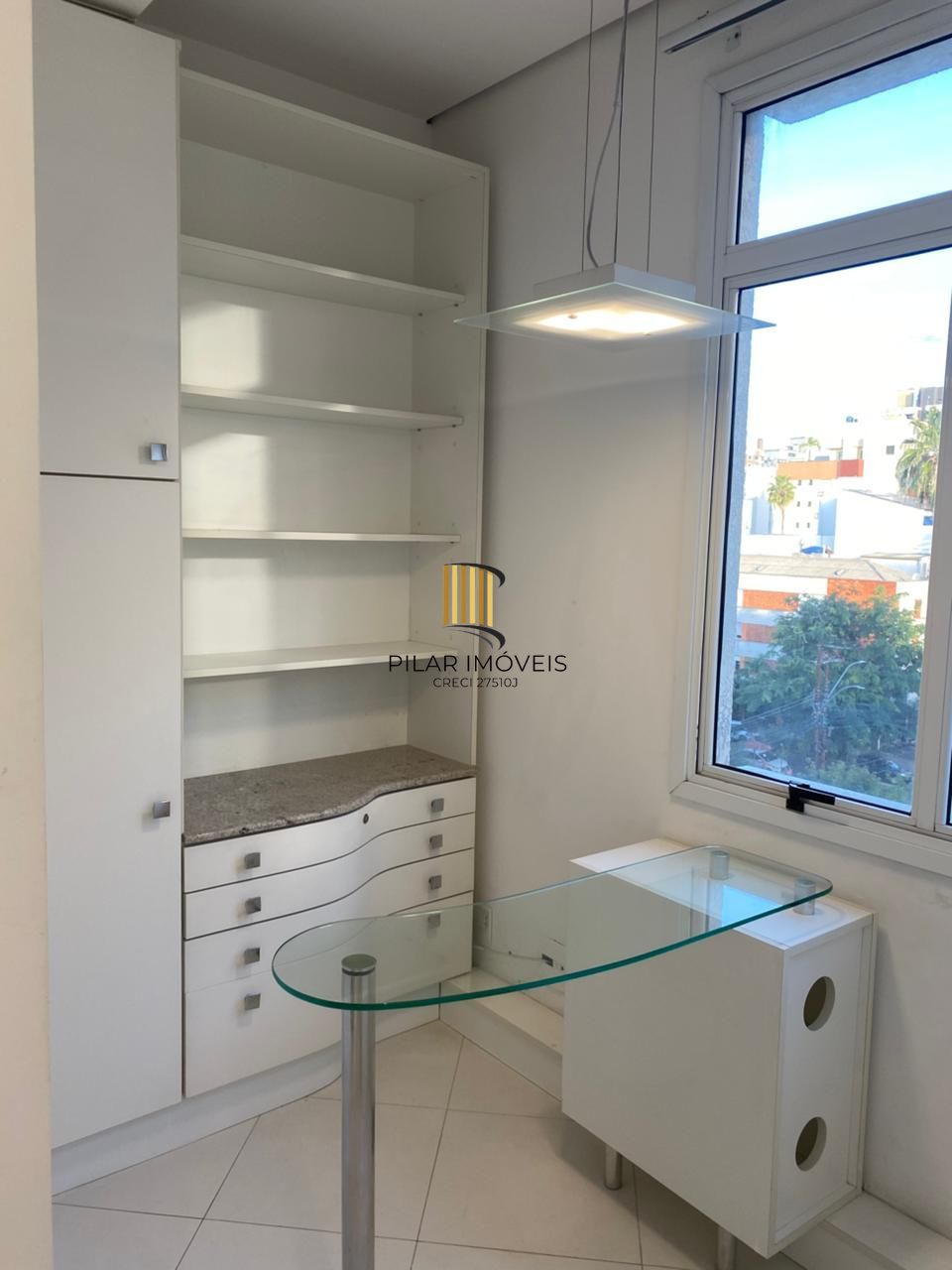 Sala Comercial 4 dormitórios no bairro Menino Deus