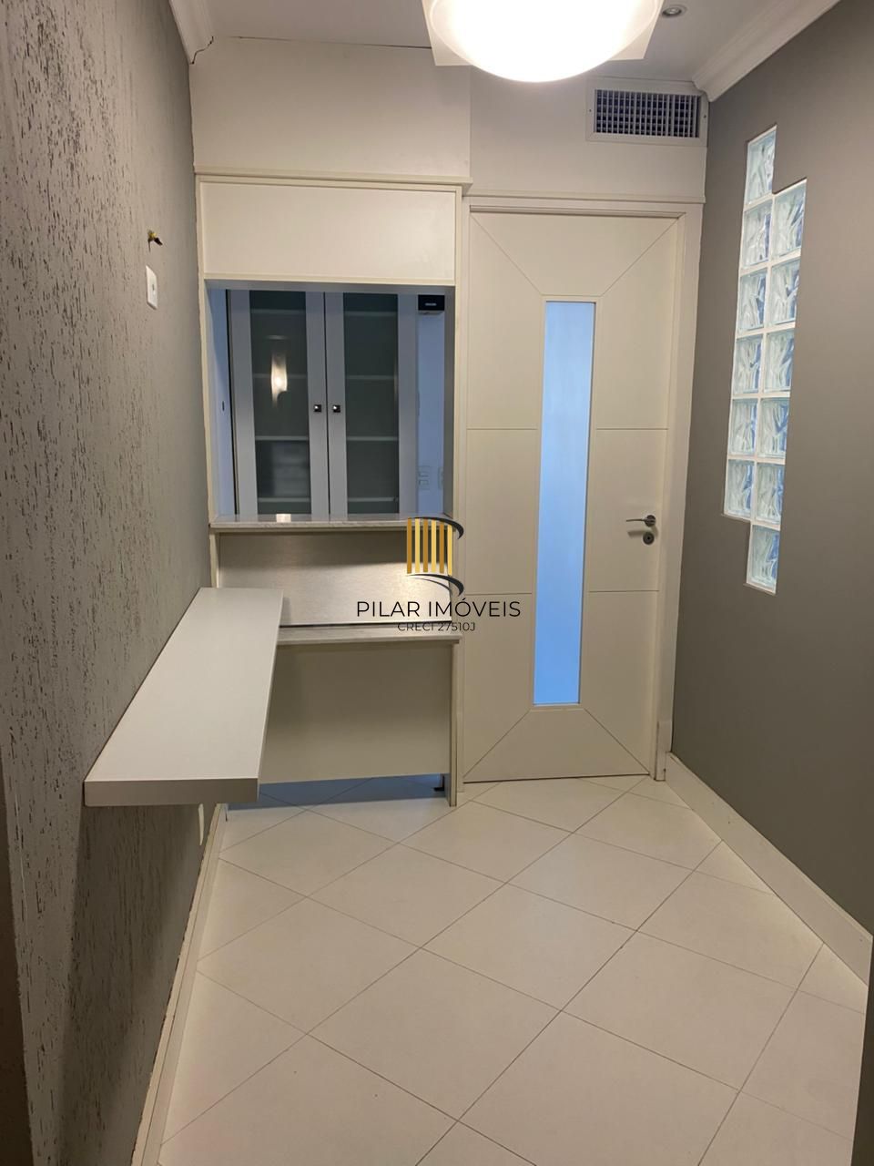 Sala Comercial 4 dormitórios no bairro Menino Deus