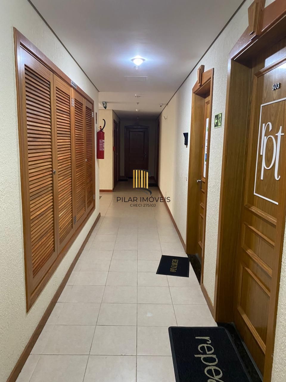 Sala Comercial 4 dormitórios no bairro Menino Deus