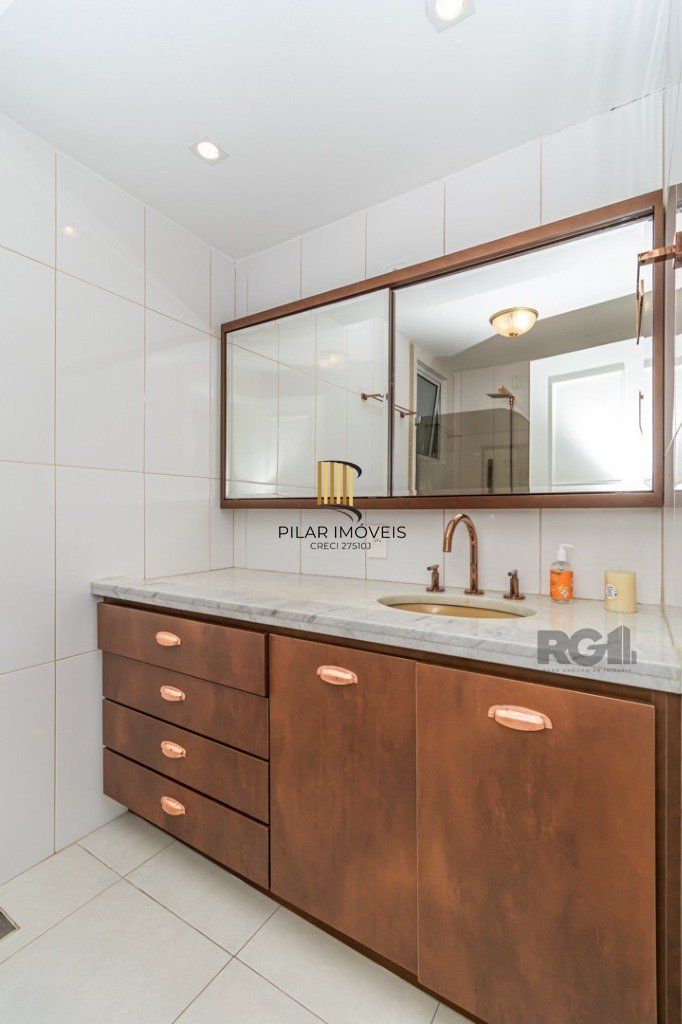 Apartamento para Venda de 3 dormitórios 1 vaga - Centro Histórico