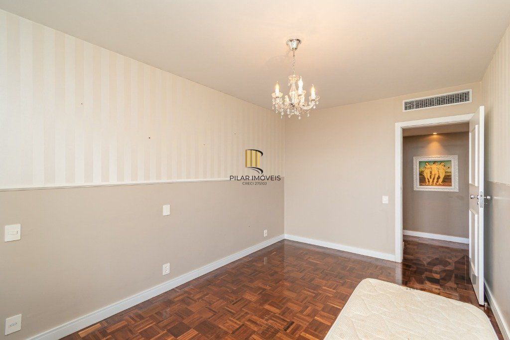 Apartamento para Venda de 3 dormitórios 1 vaga - Centro Histórico