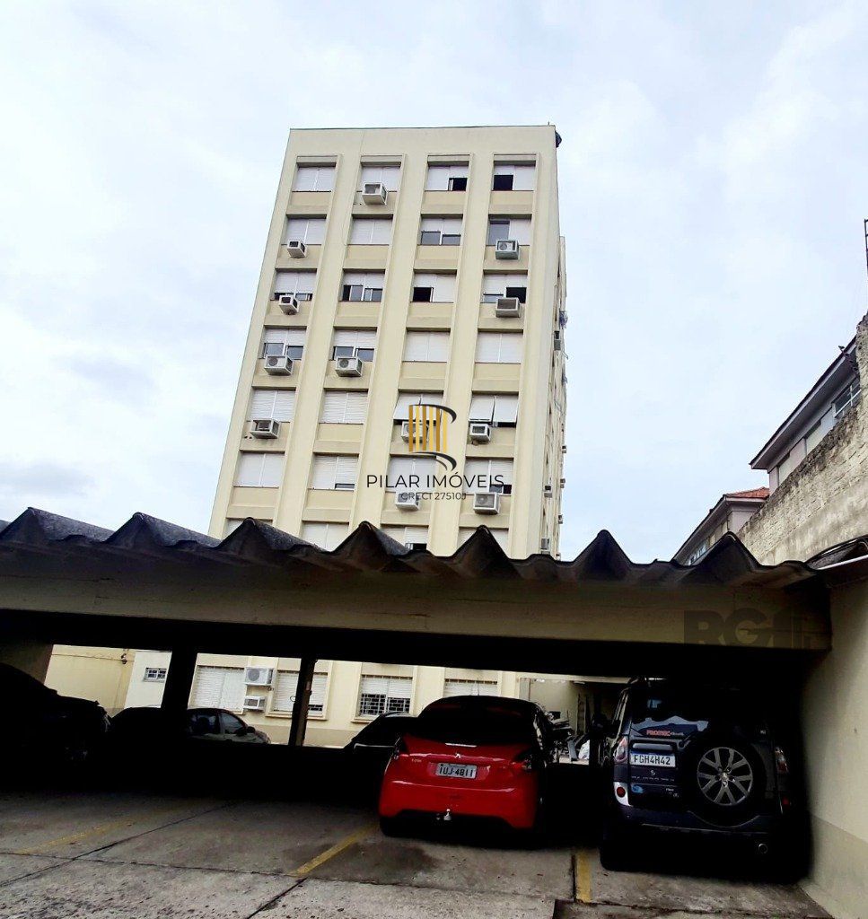 Apartamento de 2 dormitórios e vaga no Cristal DESOCUPADO