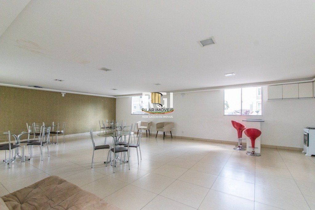 Apartamento no Cond Porto Cruzeiro de 2 dormitórios, 1 vaga e infra